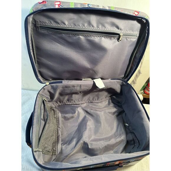 Pottery barn kids boys travel bag vehicle print rollers handle - Picture 9 of 15